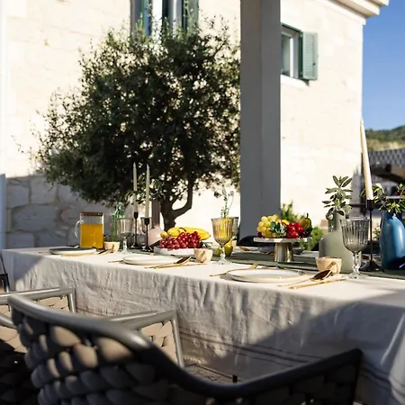 Antico 1934 Villa